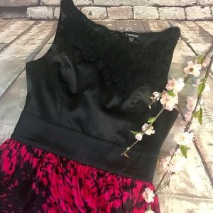 Bebe Black & Dark Pink Cocktail Formal Dress